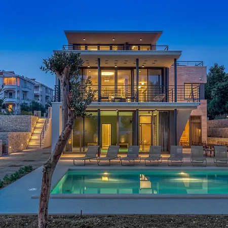 Luca Holiday home *