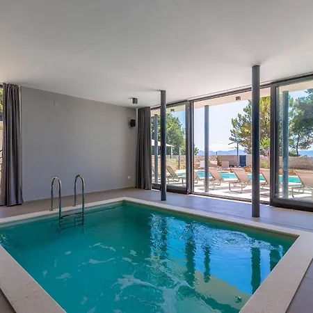 Luca Holiday home *